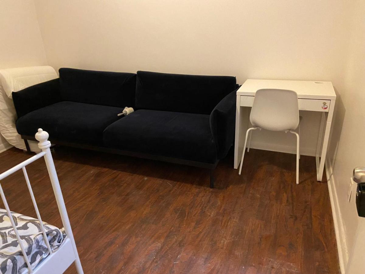 Budget Triple With En Bathroom 36a Guest house *